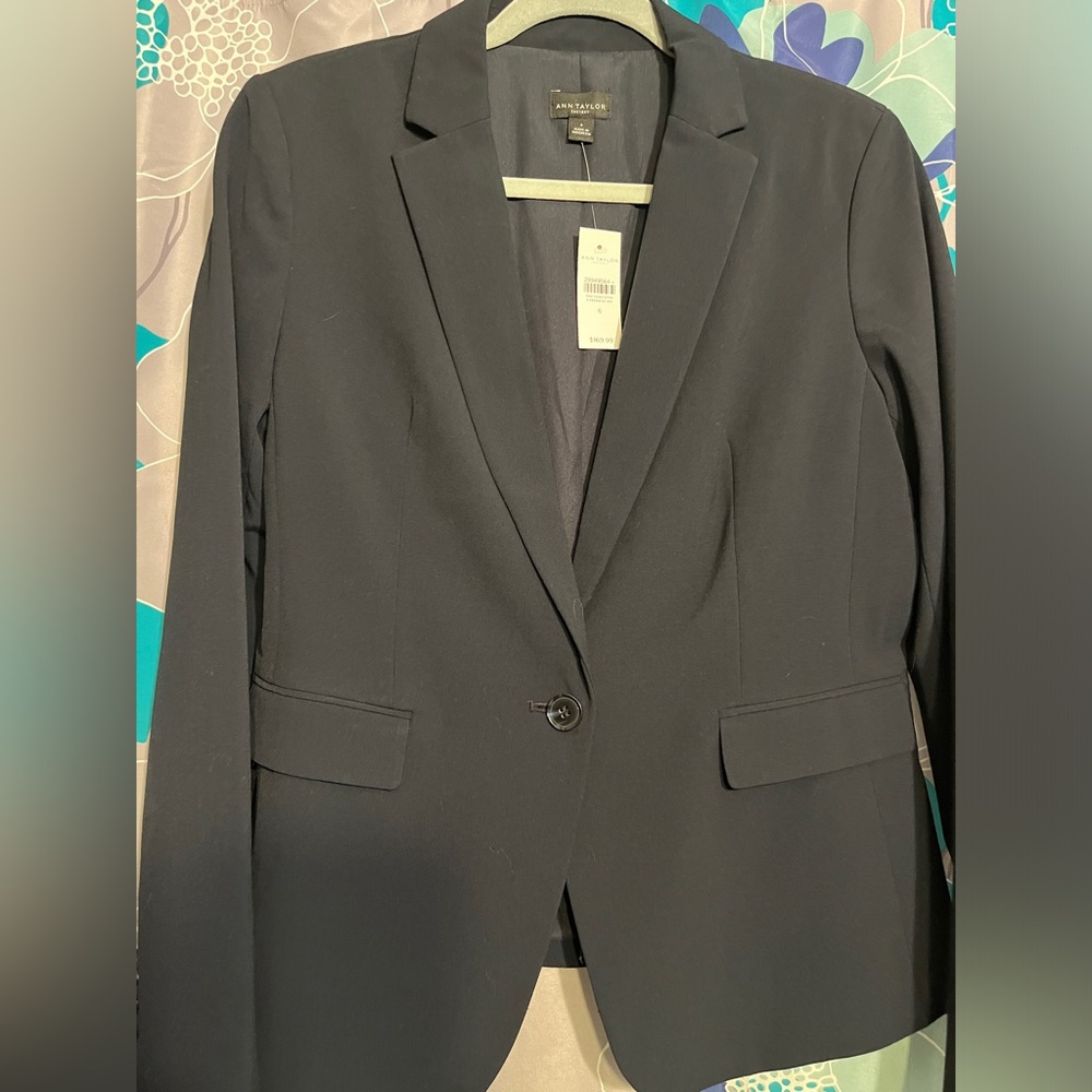 Ann Taylor (NWT) Women’s Blazer